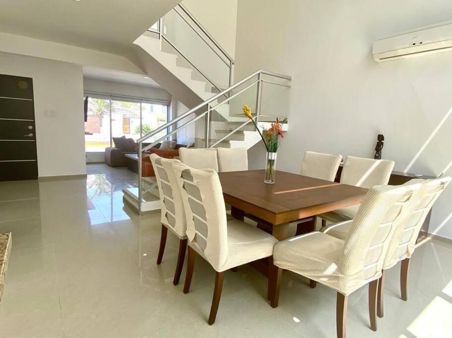 Victoria'S Beach House Heroica Heroica Alvarado المظهر الخارجي الصورة